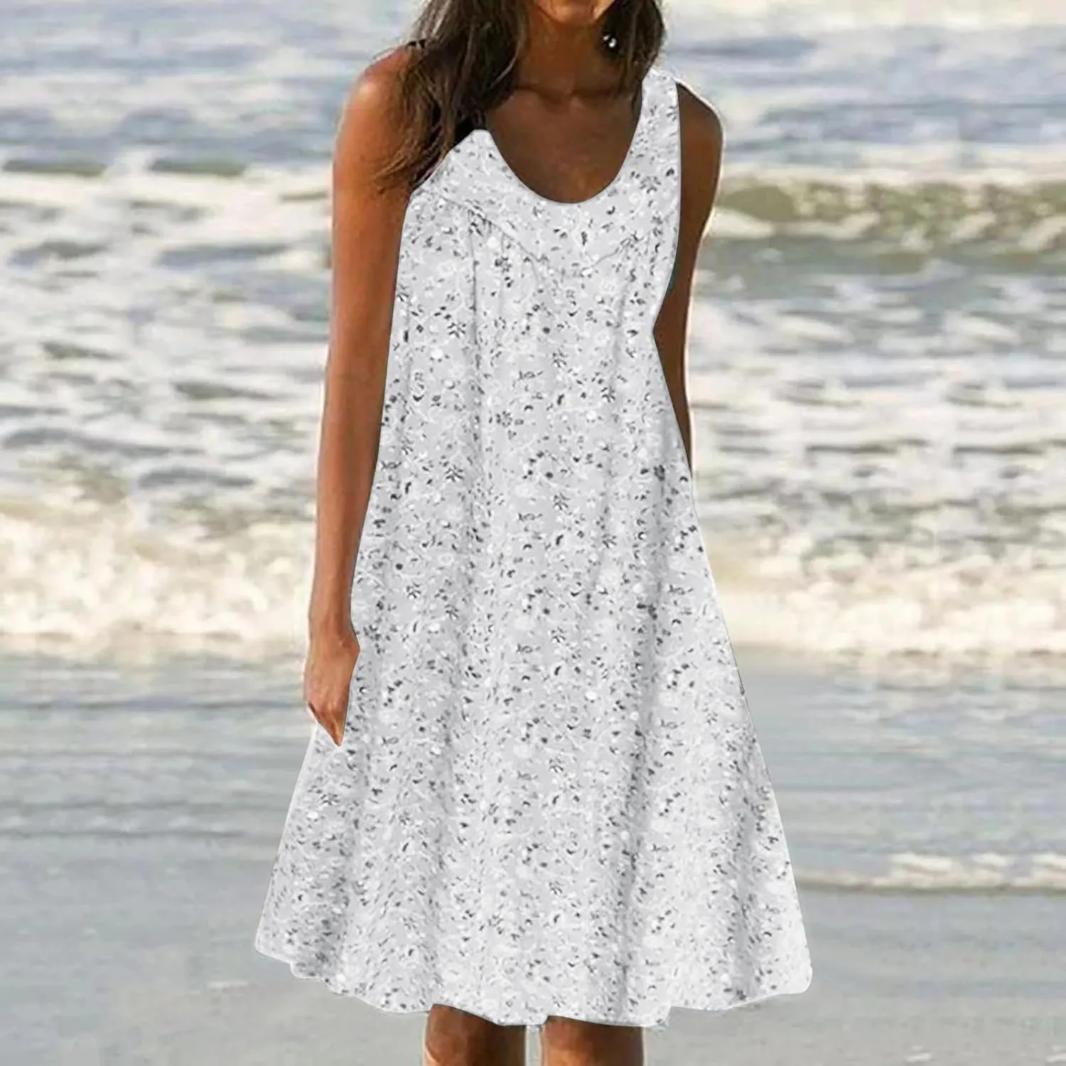 Boho Summer Dresses for Women 2025 Cute Petite Beach Dress Loose Sleeveless Sundresses Crewneck Flowy Midi Sundress