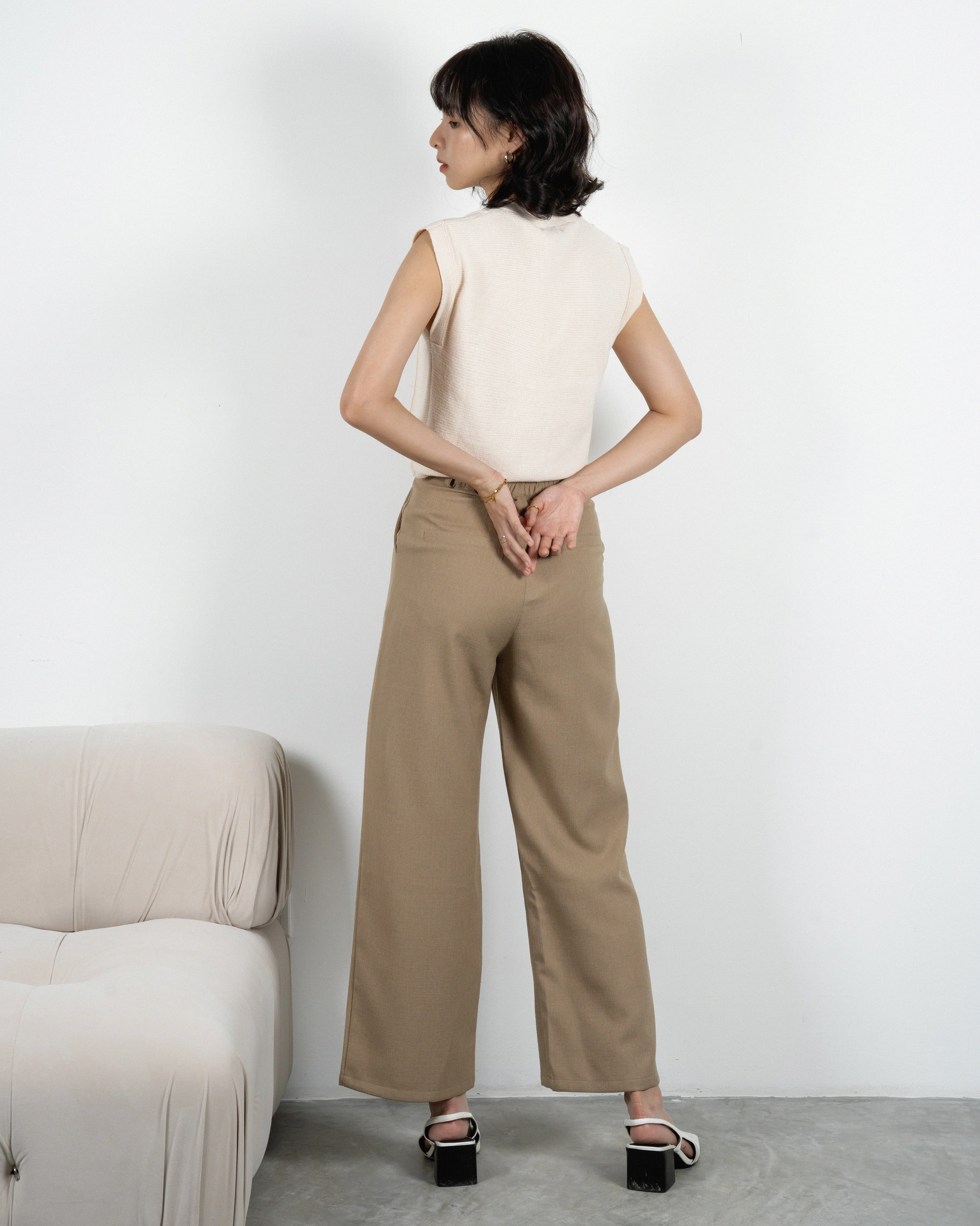 Danielle Straight Cut Trousers (Khaki)