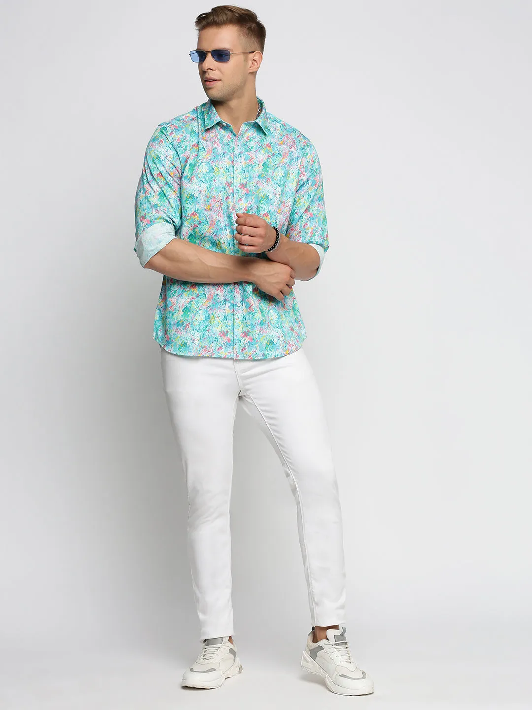 Men Turquoise Blue Slim Fit Abstract Printed Cotton Casual Shirt