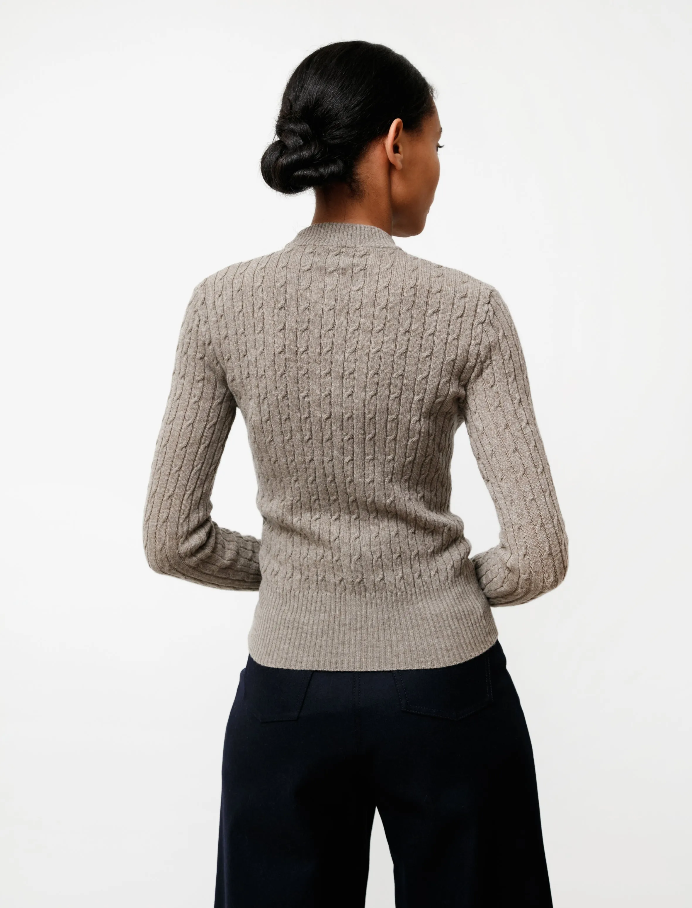 Thin Cable Knit Taupe