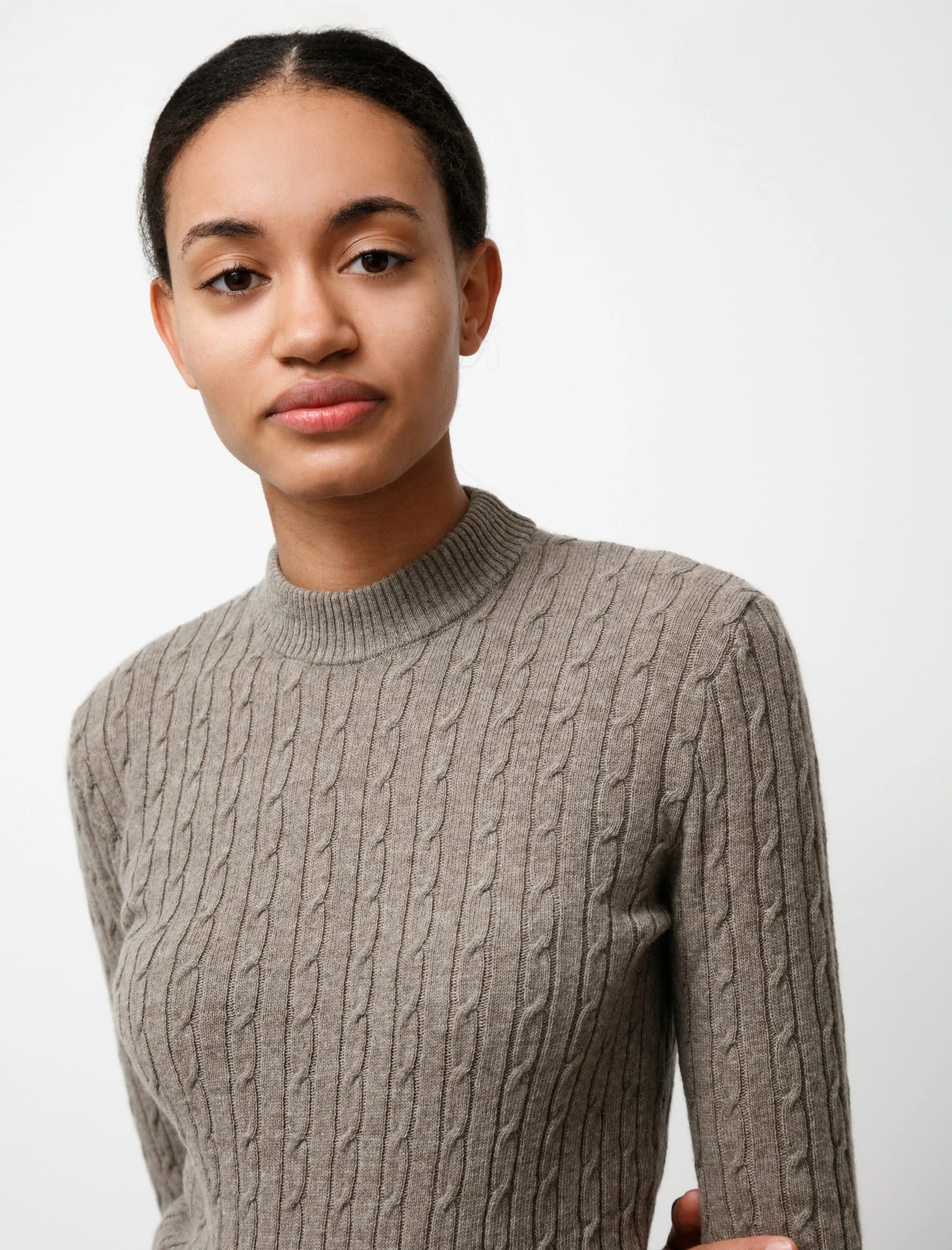 Thin Cable Knit Taupe
